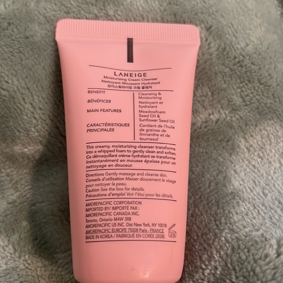 Laneige - Moisturizing Cream Cleanser - Picture 3 of 3